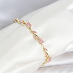 Mey İthalat® Pirinç Gold Renk Pembe Zirkon Taşlı Çiçek Model Kadın Bileklik