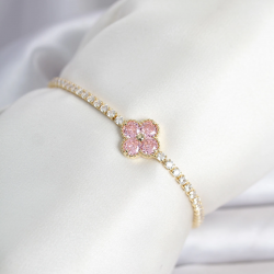 Mey İthalat® Pirinç Gold Renk Pembe Zirkon Taşlı Yonca Model Su Yolu Kadın Bileklik
