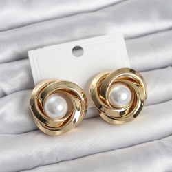 Mey İthalat® Pirinç Gold Renk Sarmal Model İncili Kadın Küpe