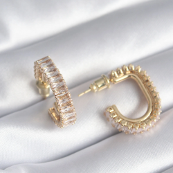 Mey İthalat® Pirinç Gold Renk Zirkon Taşlı Kadın Küpe