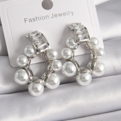 Mey İthalat® Pirinç Gümüş Renk Su Yolu Zirkon Taşlı İncili Halka Model Kadın Küpe