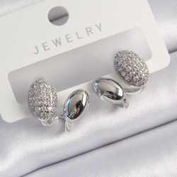 Mey İthalat® Pirinç Gümüş Renk Zirkon Taşlı Kadın Küpe