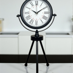 Mey İthalat® Pure Black Roma Rakamlı Üç Ayaklı Metal Masa Saati