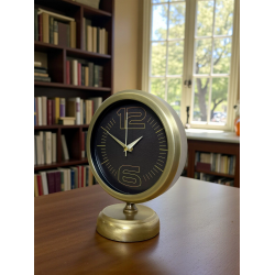 Mey İthalat® Retro Modern Tasarım 25 x 20 Cm Metal Masa Saati