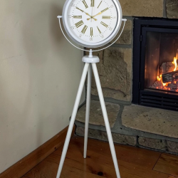 Mey İthalat® Royal White Gold Roma Rakam Tripod Ayaklı Saat