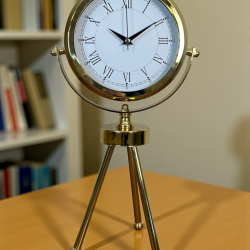 Mey İthalat® Saray Zarafeti Gold Tripod Üç Ayaklı Metal Masa Saati