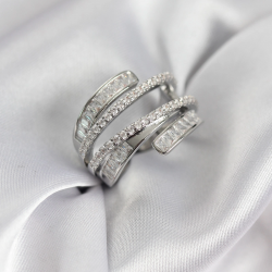 Mey İthalat® Sarmal Zirkon Baget Taşlı Gümüş Renk Kadın Yüzük