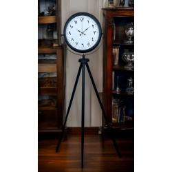 Mey İthalat® Siyah Arap Rakamlı Sıradışı Tasarım Tripod Ayaklı Saat