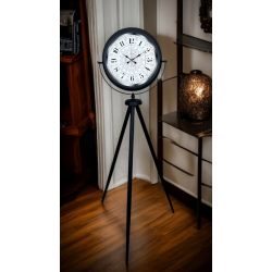 Mey İthalat® Siyah Desenli Şık Tripod Ayaklı Saat