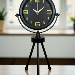 Mey İthalat® Siyah Metal Gold Rakamlı Üç Ayaklı Masa Saati