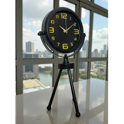 Mey İthalat® Siyah Metal Gold Rakamlı Üç Ayaklı Masa Saati