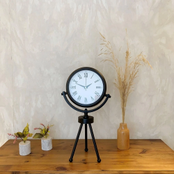 Mey İthalat® Siyah Metal Mini Tripod Roma Rakamlı Masa Saati 45×26 cm
