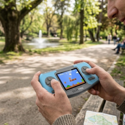 Mey İthalat® Taşınabilir Klasik Oyun Konsolu TV Bağlantılı Dahili Oyunlu Şarjlı Game Console