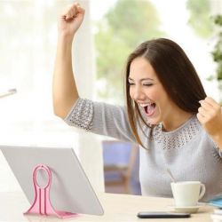 Mey İthalat®  Universal Mobil Şarj Priz Askısı ve Telefon Tablet  Tutucu Stand