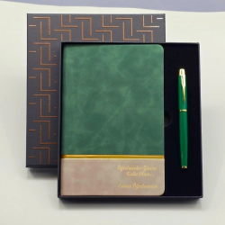 Mey İthalat® Yeşil Şeritli Defter Ve Yeşil Metal Kalem Set