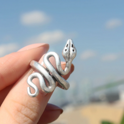 Mey İthalat® Yılan Figürlü Metal Ayarlamalı Antik Yüzük