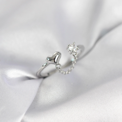 Mey İthalat® Zincir Sallantılı Kalp Model Gümüş Renk Kadın Yüzük