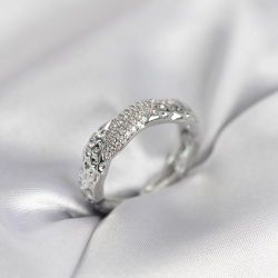 Mey İthalat® Zirkon Taşlı Puntalı Gümüş Renk Kadın Yüzük